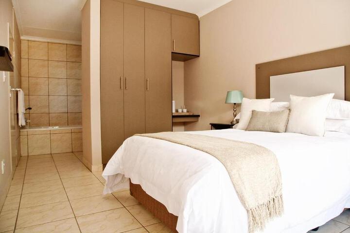 12 On Top Guesthouse - thumb 4