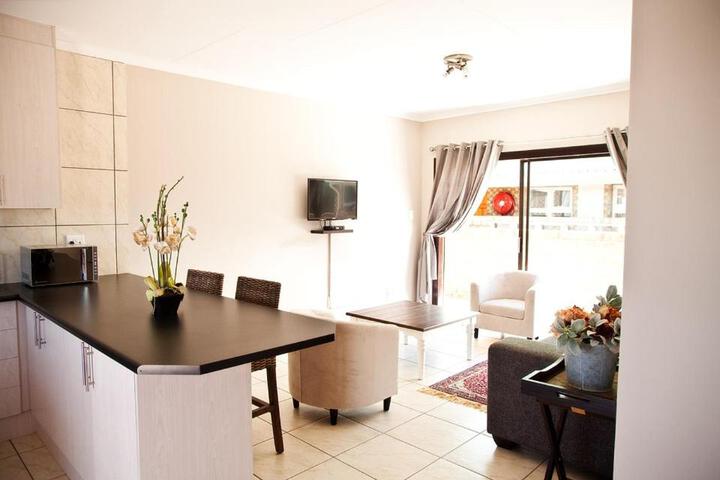 12 On Top Guesthouse - thumb 1