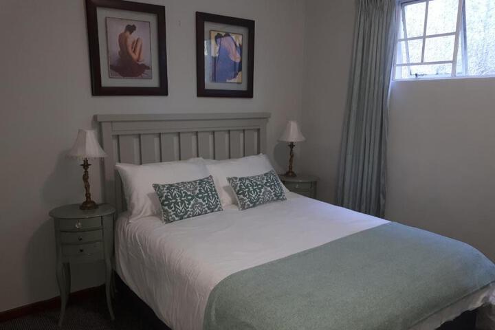 Lavender Garden Cottage - thumb 5