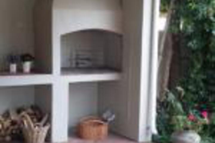 Lavender Garden Cottage - thumb 0