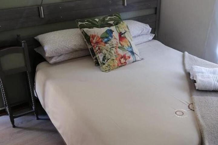 36 Mount Road Guesthouse & Self Catering - thumb 6