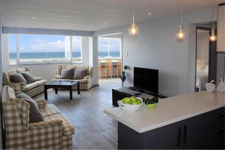 Sunrise Penthouse - thumb 4