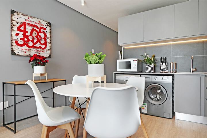 117 On Strand 1506 - thumb 7