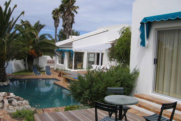 Tranquil Waterside Cottage For Two - thumb 3