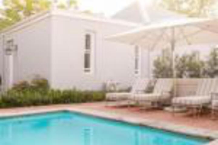 Bonne Esperance Studio Apartments - thumb 0