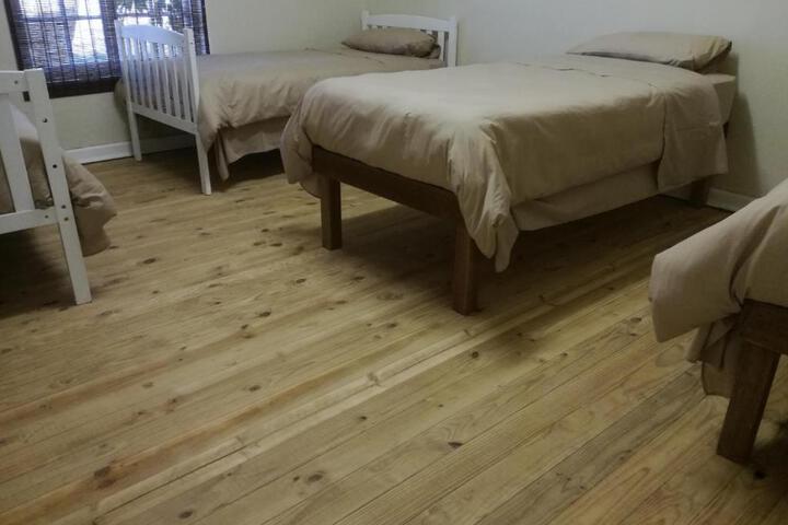 Paarl Backpackers - thumb 3