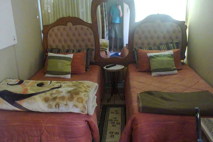 Casa Villa Guest House Carletonville - Suite 6 - thumb 1