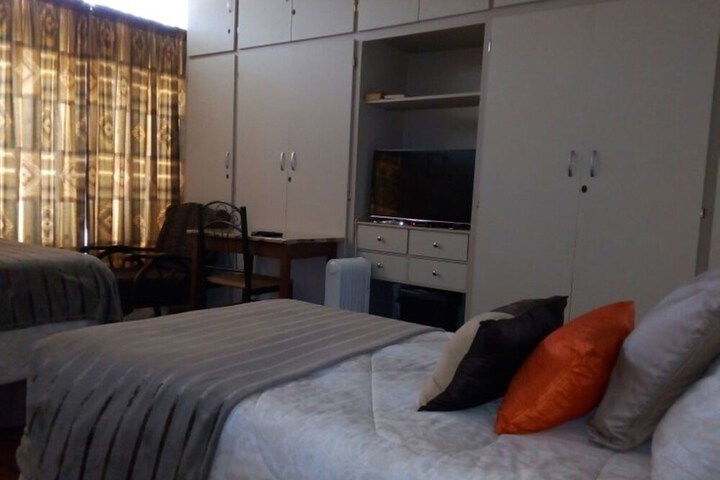 Casa Villa Guest House Carletonville - Suite 4 - thumb 1