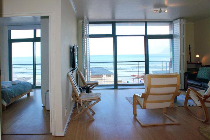 Surfers Sea Loft - thumb 6