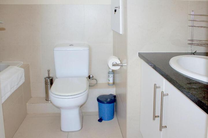 Surfers Sea Loft - thumb 2