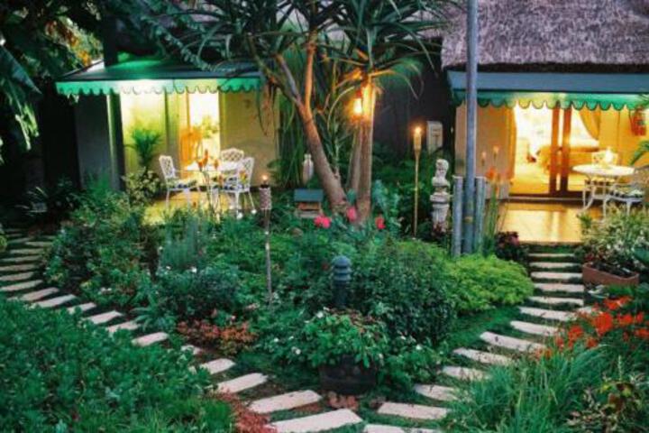 Linga Longa Guest House - thumb 2