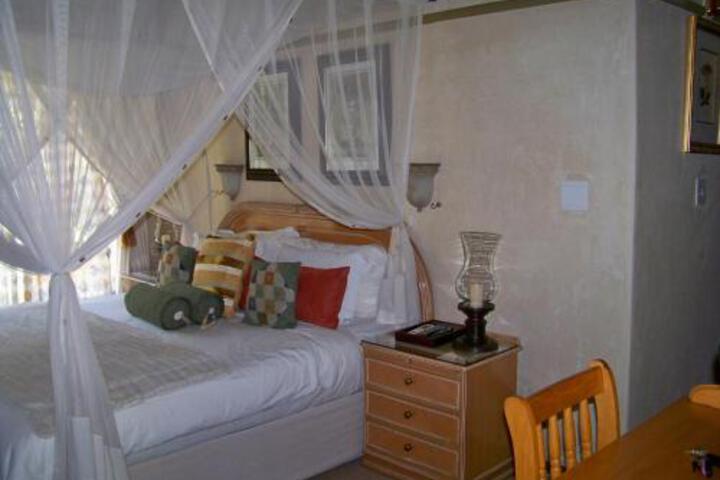 Linga Longa Guest House - thumb 3