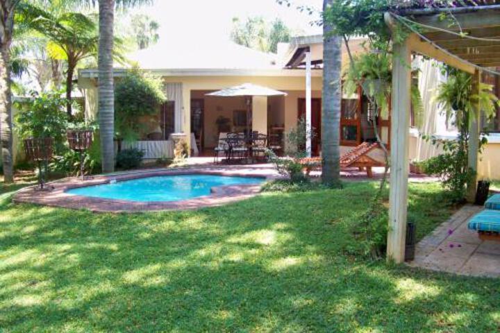 Linga Longa Guest House - thumb 7