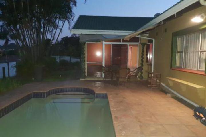 Edwaleni Guests Lodge - thumb 0