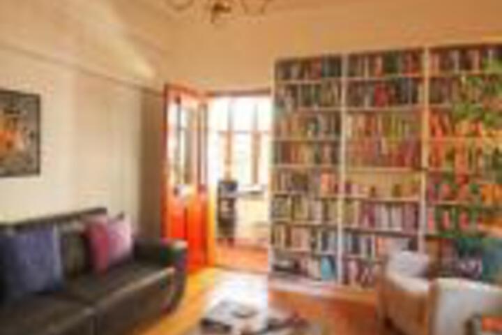 Chester Court - thumb 0