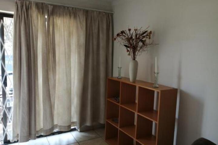 Home Away From Home Edenvale - thumb 5