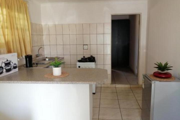 Home Away From Home Edenvale - thumb 1