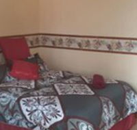 Doube Room in Lovely Historian Guesthous - Accommodation Africa