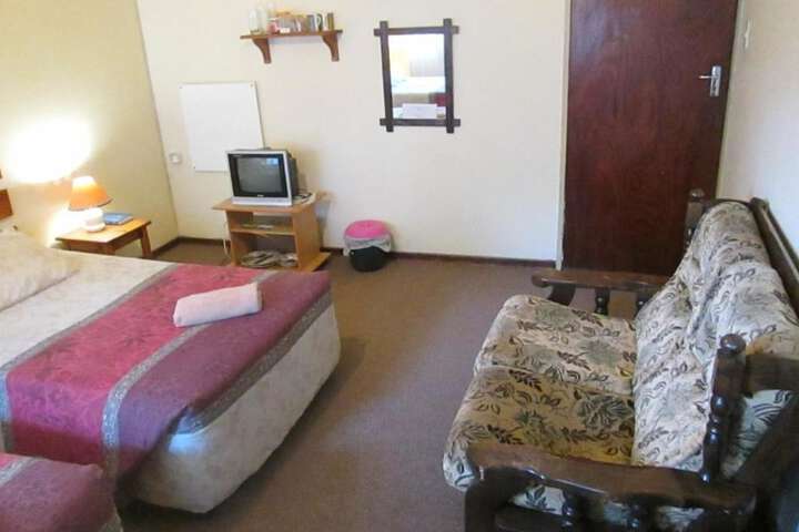 Bedrock Bb - Double Bedroom - thumb 3