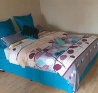 Spacious Double Room in Lovely Guesthouse - Accommodation Africa