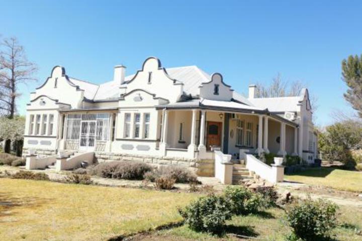 Lucolo Palace B & B Aliwal North - thumb 0