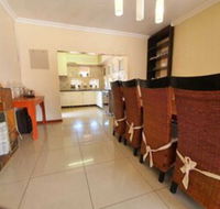 Double Room in Lovely Guesthouse in Mahikeng - Accommodation Africa