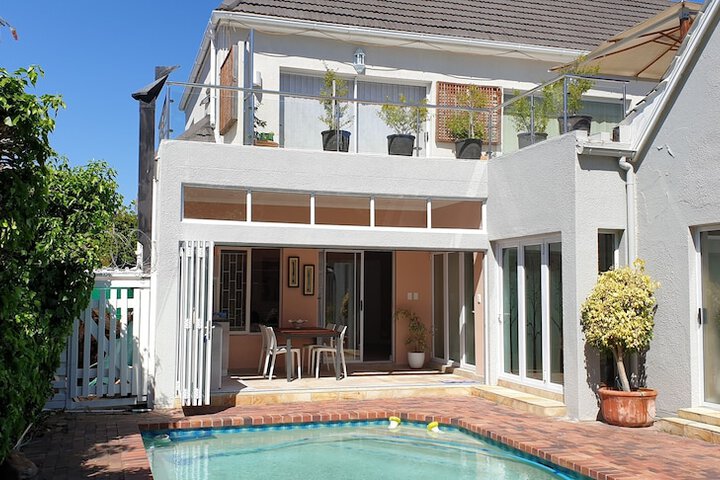 Small Cottage With Sep Bedroom, En-suite Bathroom, Eating Room With Kitchenet - thumb 3