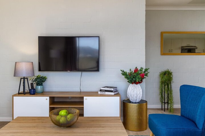 WINK Eaton Square - thumb 3