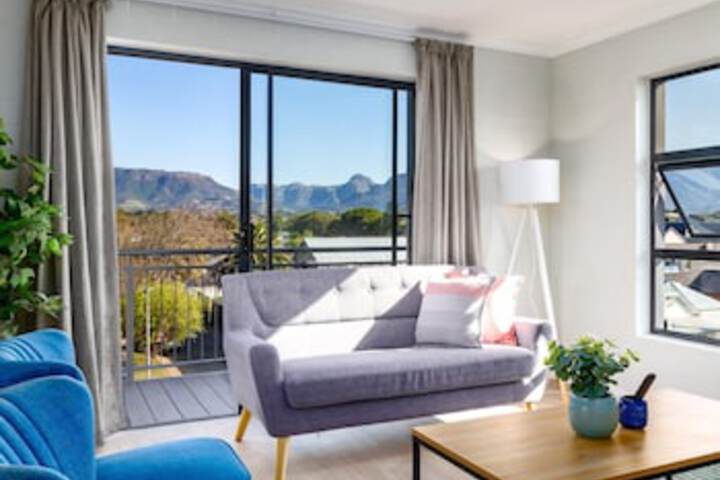 WINK Eaton Square - thumb 0