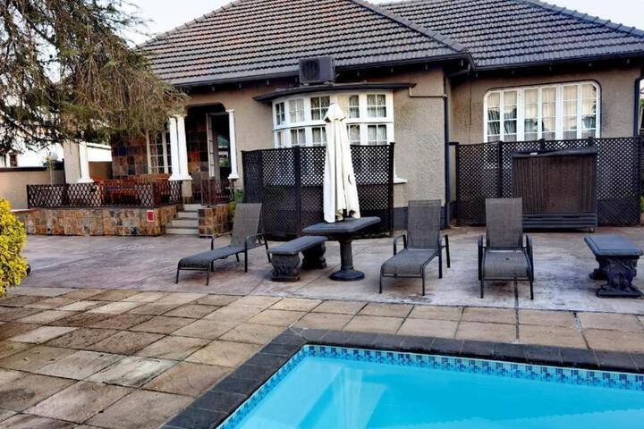 New England Guest House By Ilawu - thumb 2