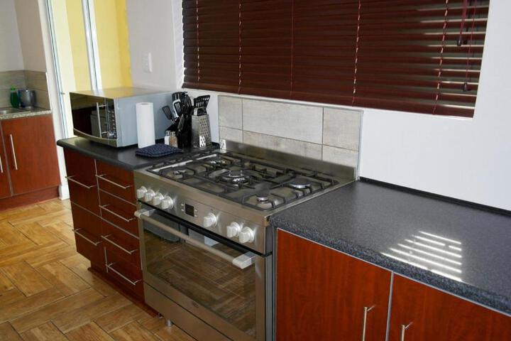 Rayner S Villa - thumb 4