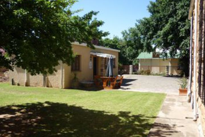 Oak Tree Lodge Ladybrand - thumb 6