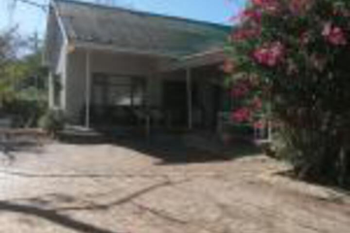 Villa De Karoo Guest House - thumb 0