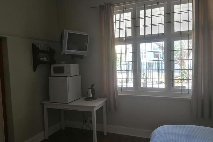 Villa De Karoo Guest House - thumb 5