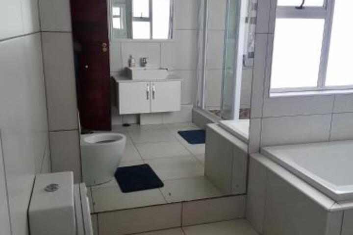 Margate Beach Lodge - thumb 5