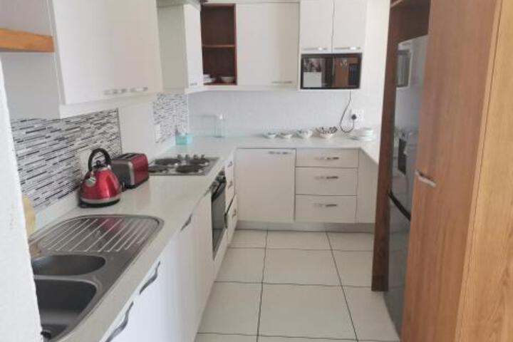 Margate Beach Lodge - thumb 1