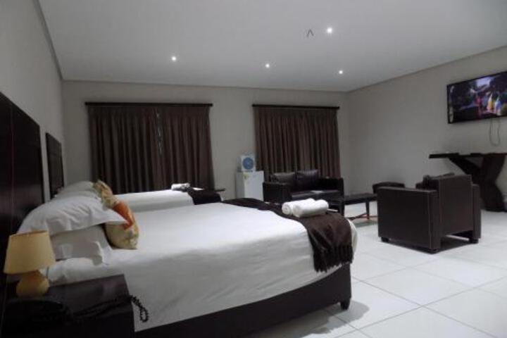 Margate Beach Lodge - thumb 7