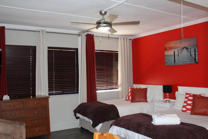 4 Elements Lodge - thumb 5