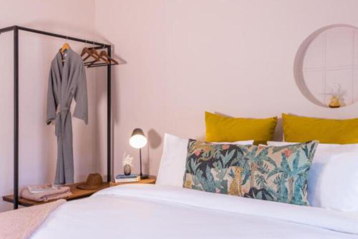 Thelma & You - thumb 3