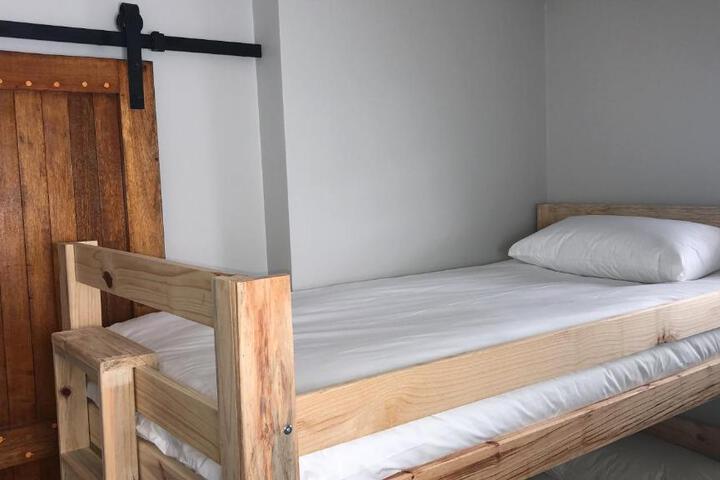 Coral Wood Self Catering Suites & B & B - thumb 5