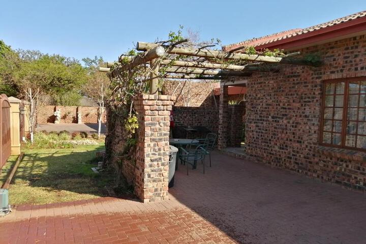 Ruresta Guesthouse - thumb 1
