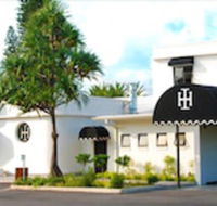 Island Hotel - Accommodation Africa