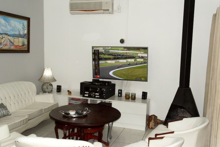 Sleepers Villa - thumb 2