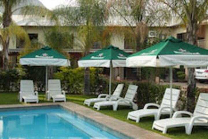 Palm Valley Inn - thumb 0