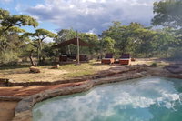 Ama Amanzi Bush Lodge