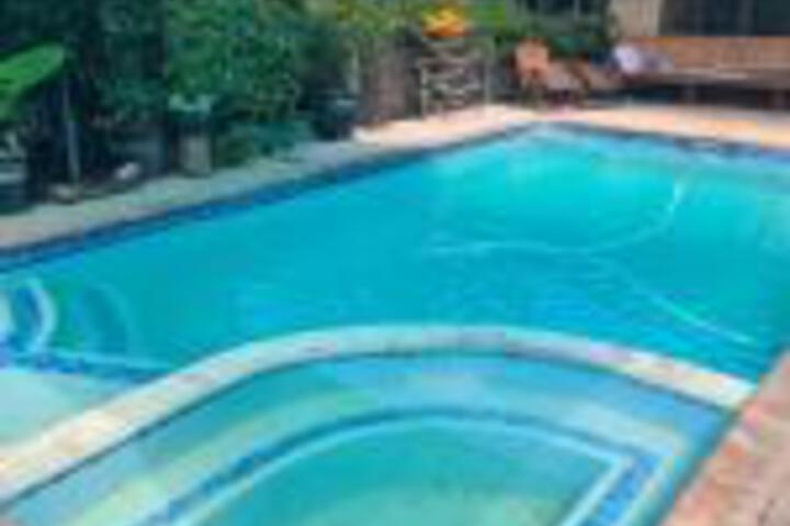 Schweizer Guesthouse - thumb 0