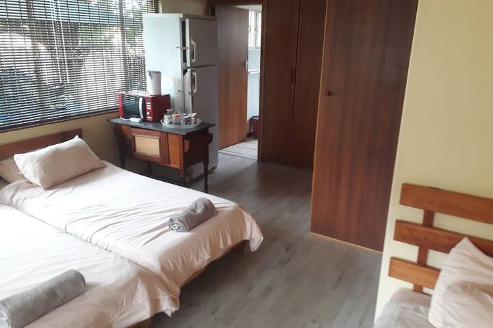 Bedrock B&B - thumb 2