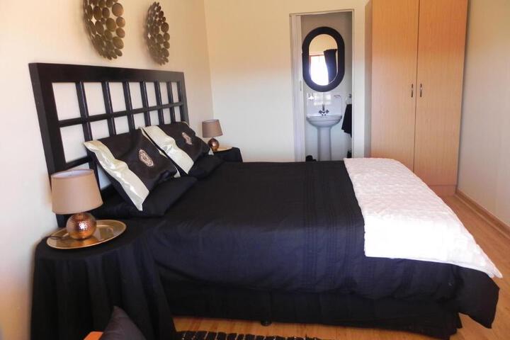 J & B Lodge - thumb 4