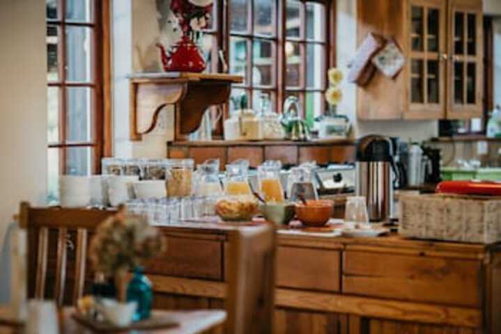 The Village Lodge - thumb 0