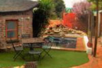 Ye Olde Thatch Hotel